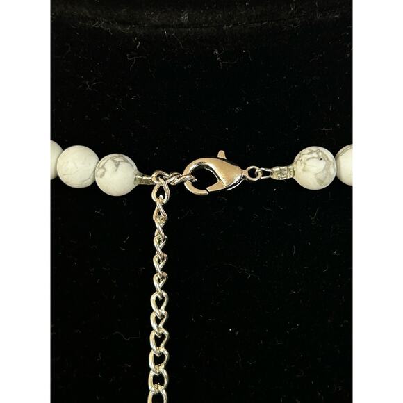 Handmade Matte Howlite Necklace 21.5 inches, Adjustable, With a Silver Extender - Picture 4 of 5